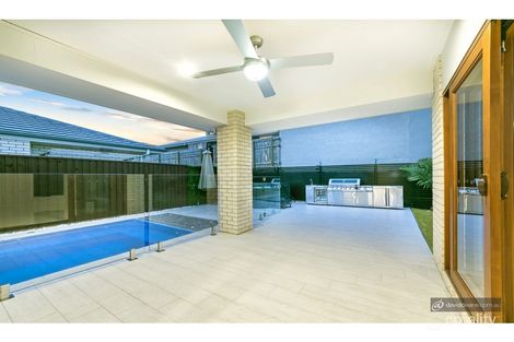 Property photo of 2 Comet Circuit Warner QLD 4500
