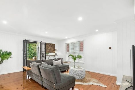 Property photo of 158 Temple Street Coorparoo QLD 4151