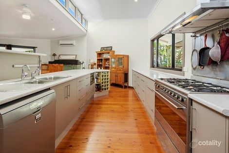 Property photo of 64 Valley Drive Cannonvale QLD 4802