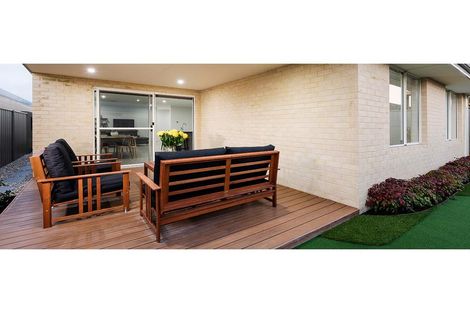 34 Kangaroo Ave, Kwinana Town Centre, WA 6167