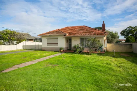 Property photo of 5 Beagle Place Belmont WA 6104