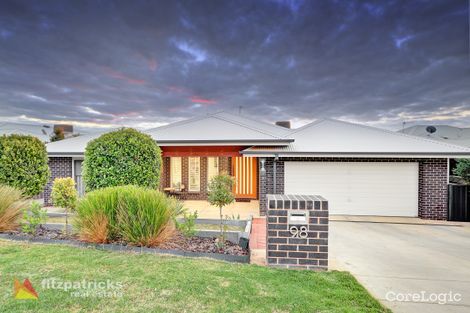 Property photo of 98 Brooklyn Drive Bourkelands NSW 2650