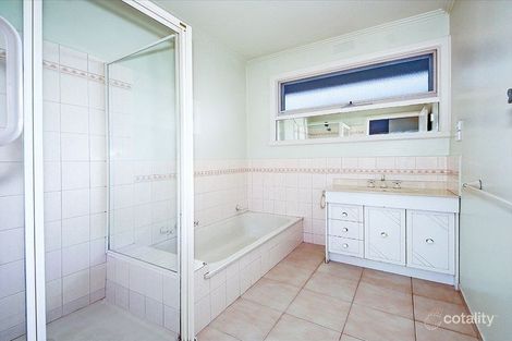 Property photo of 44 Thornhill Drive Forest Hill VIC 3131