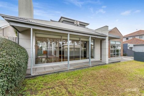 2a Peel St, Newport, VIC 3015