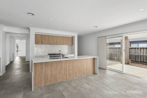 Property photo of 15 Half Moon Crescent Indented Head VIC 3223