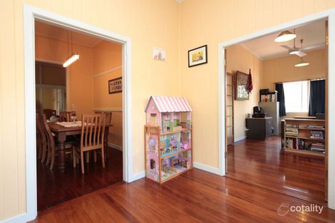 Property photo of 30 Greenlaw Street Indooroopilly QLD 4068