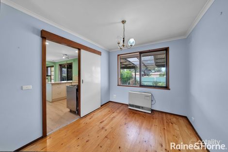 Property photo of 10 Bayliss Avenue Hoppers Crossing VIC 3029