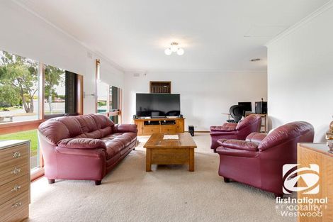 Property photo of 25 Loyola Road Werribee VIC 3030