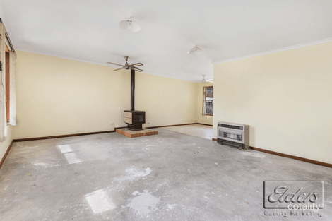 Property photo of 41 Beauchamp Street Heathcote VIC 3523