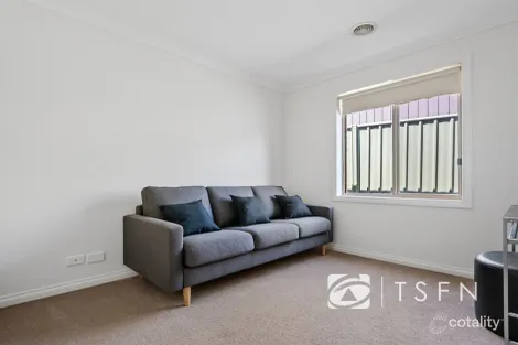 Property photo of 13 Correa Avenue Kangaroo Flat VIC 3555