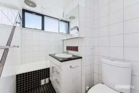 Property photo of 17/60 Chomley Street Prahran VIC 3181