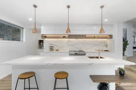 Property photo of 10 Bonwick Place Garran ACT 2605