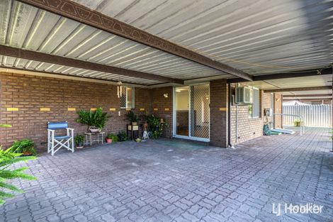 Property photo of 28 Shillington Way Thornlie WA 6108