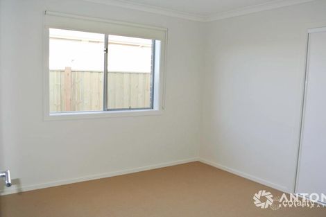 Property photo of 87 Bondi Parade Point Cook VIC 3030