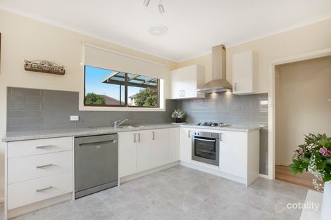 Property photo of 66 Banbury Road Reservoir VIC 3073