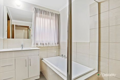 Property photo of 2 Patterson Court Endeavour Hills VIC 3802