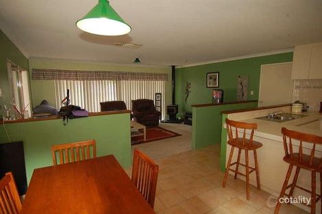 Property photo of 5 Beenan Elbow South Guildford WA 6055