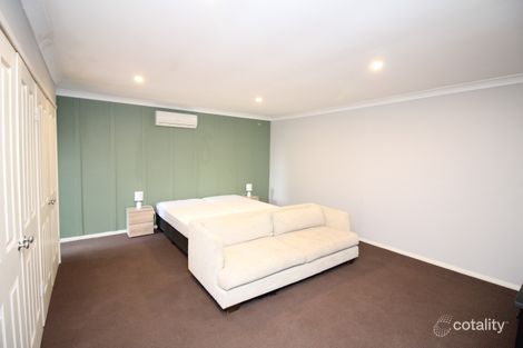 25 Marble Arch Pl, Arundel, QLD 4214