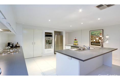 Property photo of 40 Serenity Way Mornington VIC 3931