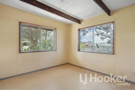 Property photo of 25 Waratah Crescent Sanctuary Point NSW 2540