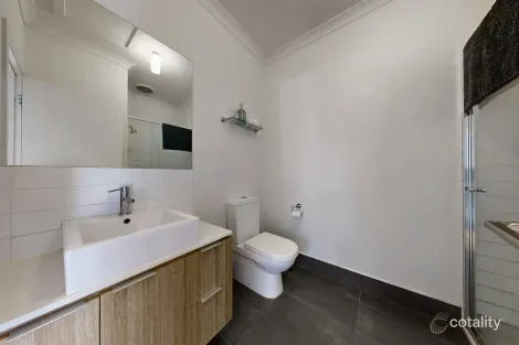Property photo of 6/27 Alpine Grove Pascoe Vale VIC 3044