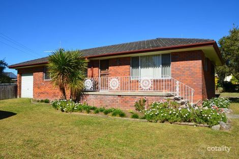 11 Jacaranda Ave, Wingham, NSW 2429