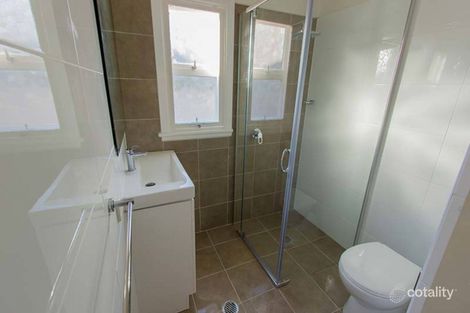 2 Diana St, East Gosford, NSW 2250