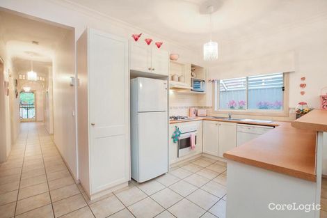 Property photo of 10 Bendigo Circuit Caroline Springs VIC 3023