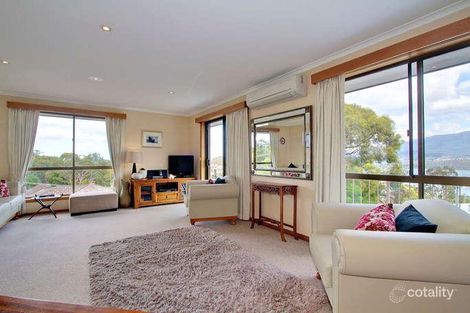 Property photo of 8 Robin Court Lindisfarne TAS 7015