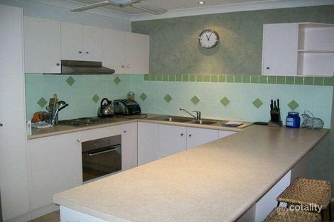 Property photo of 4 Aurora Place Bateau Bay NSW 2261