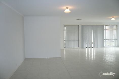 Property photo of 60 Waterside Drive Burton SA 5110