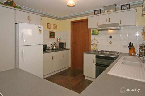 Property photo of 8 Beaumont Place Morphett Vale SA 5162