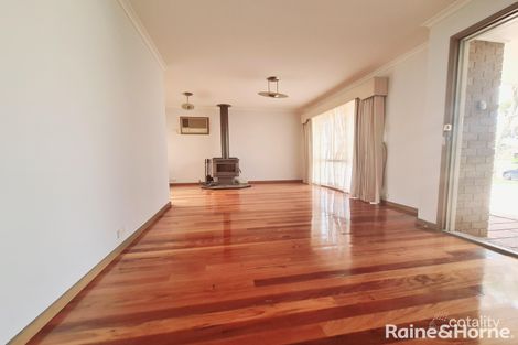 Property photo of 7 Gooch Close Sydenham VIC 3037