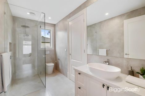 Property photo of 2-4 Scammell Close Mount Waverley VIC 3149