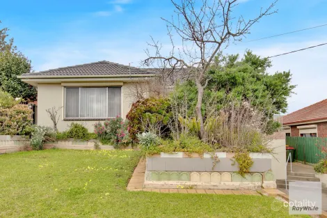 11 Hillside Gr, Airport West, VIC 3042