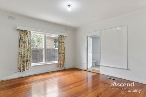 Property photo of 30 Wetherby Road Doncaster VIC 3108
