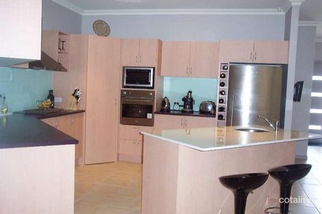 Property photo of 21 Melaleuca Place Carindale QLD 4152