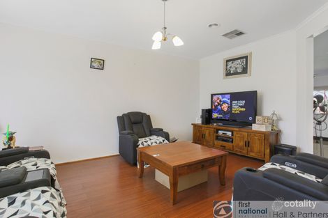 Property photo of 15 Astley Wynd Lynbrook VIC 3975