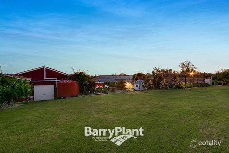 Property photo of 17 Alapont Close Pakenham VIC 3810