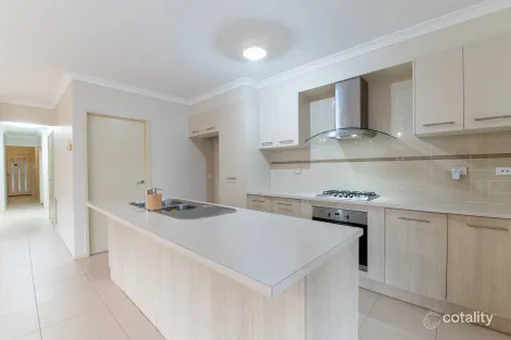 Property photo of 53 Eynesbury View Wollert VIC 3750
