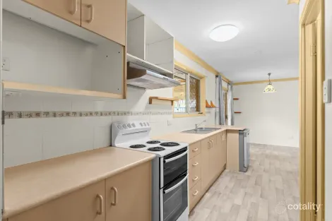 Property photo of 18 Barcrest Court Crestmead QLD 4132