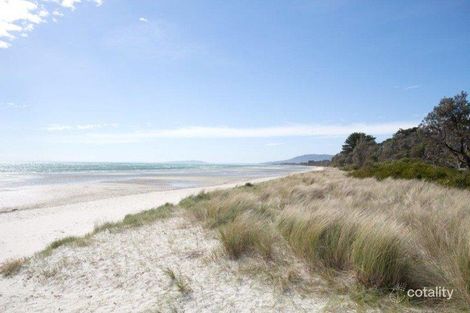 Property photo of 32 Roslyn Avenue Rye VIC 3941