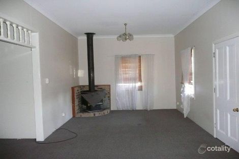 Property photo of 4 Duke Street Jondaryan QLD 4403