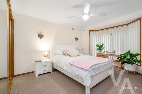 Property photo of 1/2 Guyra Close Belmont North NSW 2280