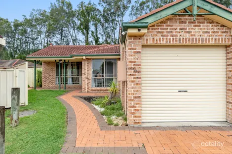 8a Macintyre St, Bateau Bay, NSW 2261