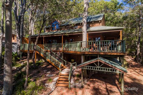 Property photo of 2 Nukara Avenue Hardys Bay NSW 2257