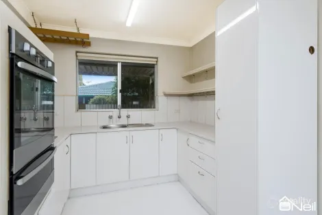 Property photo of 3 Cronin Place Armadale WA 6112