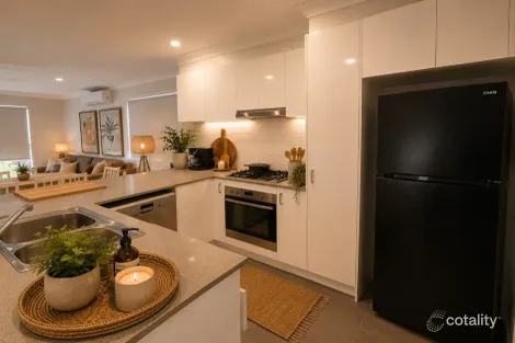 Property photo of 46 Mellish Parade Glenfield NSW 2167