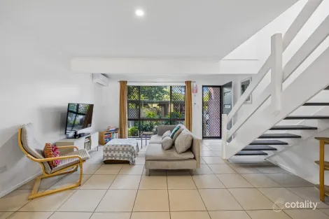 15/4 AMIE CT, SPRINGWOOD, QLD 4127