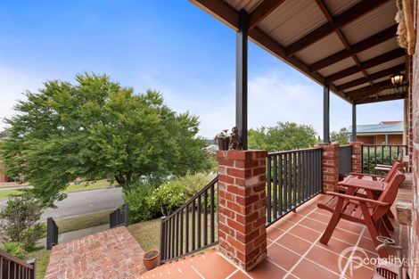 Property photo of 14 Kuranda Crescent Berwick VIC 3806